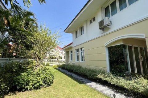 Дом в Бангкоке, Таиланд с 3 спальнями  № 126009 - фото 5