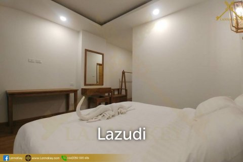 Commercial property in Chiang Mai, Thailand 984 sq.m. № 121692 - photo 3