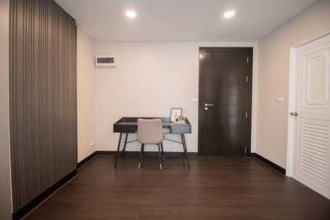 Condo à Hua Hin, Thaïlande, 2 chambres  № 120352 - photo 9