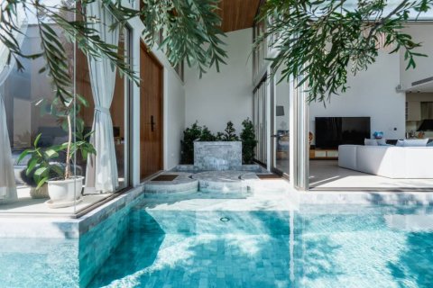 Villa in Bang Tao, Thailand 4 bedrooms № 120350 - photo 5