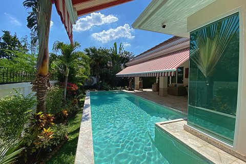 House in Hua Hin, Thailand 3 bedrooms № 125415 - photo 9