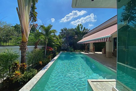 House in Hua Hin, Thailand 3 bedrooms № 125415 - photo 10