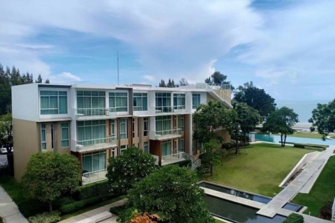 Кондоминиум с 2 спальнями в Хуа Хине, Таиланд № 132612 - фото 1