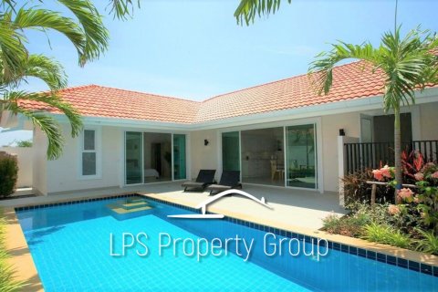 Дом в Хуа Хине, Таиланд с 3 спальнями  № 125209 - фото 1