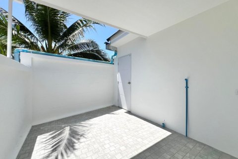 House in Pa Klok, Thailand 3 bedrooms № 141537 - photo 9