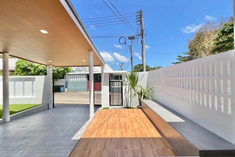 House in Pa Klok, Thailand 3 bedrooms № 141537 - photo 3