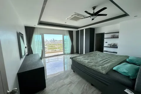 Apartment in Pattaya, Thailand 3 bedrooms № 80232 - photo 24