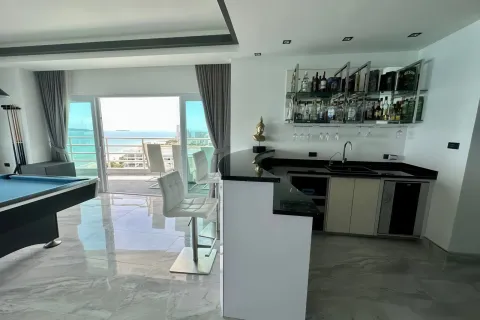 Apartment in Pattaya, Thailand 3 bedrooms № 80232 - photo 11