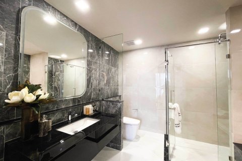 Apartment in Pattaya, Thailand 2 bedrooms № 123263 - photo 14