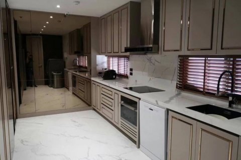 Кондоминиум с 3 спальнями в Бангкоке, Таиланд № 132719 - фото 2