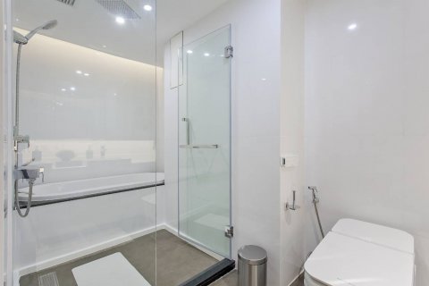 Condo à Watthana, Bangkok, Thaïlande, 2 chambres  № 123829 - photo 12