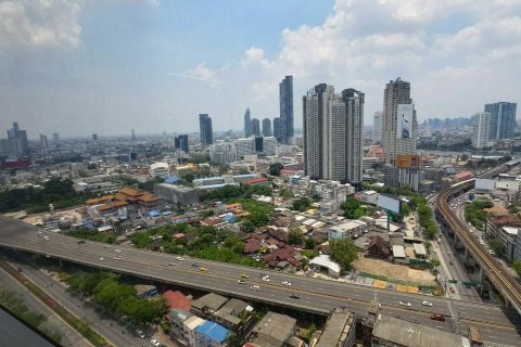 Studio dans le Condo à Sathon, Bangkok, Thaïlande  № 141749 - photo 2