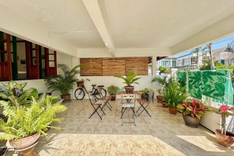 Townhouse in Hua Hin, Thailand 3 bedrooms № 86466 - photo 2