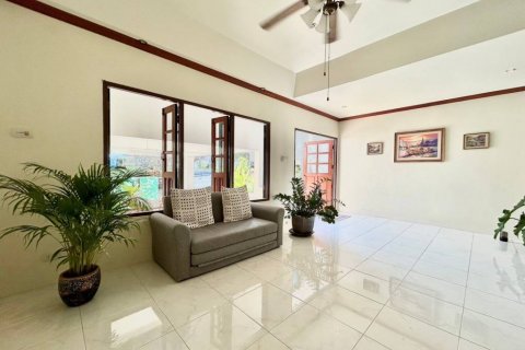 Townhouse in Hua Hin, Thailand 3 bedrooms № 86466 - photo 9