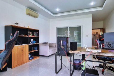 Villa in Bang Sare, Thailand 5 bedrooms № 86461 - photo 10