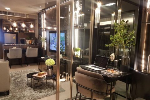 Condo in Bangkok, Thailand, 1 bedroom  № 86463 - photo 4