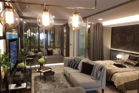 Condo in Bangkok, Thailand, 1 bedroom  № 86463 - photo 2