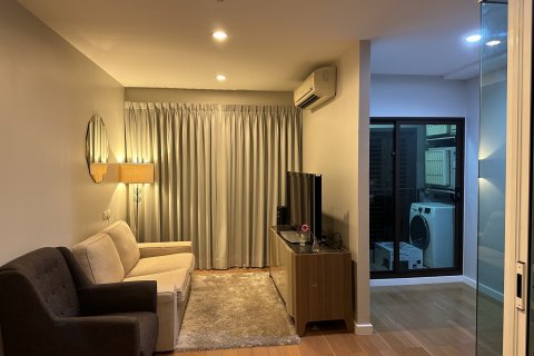 Кондоминиум с 1 спальней в Бангкоке, Таиланд № 143058 - фото 4