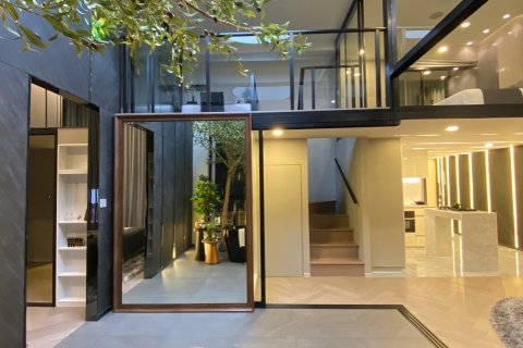 Кондоминиум с 3 спальнями в Бангкоке, Таиланд № 143057 - фото 9