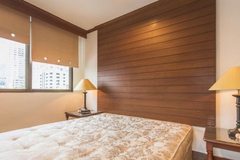 Condo in Bangkok, Thailand, 2 bedrooms  № 143055 - photo 6