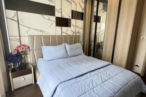 Кондоминиум с 2 спальнями в Ваттхане, Бангкок, Таиланд № 123610 - фото 2