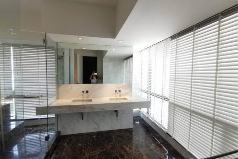 Condo à Watthana, Bangkok, Thaïlande, 3 chambres  № 123613 - photo 4