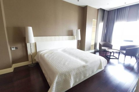 Condo à Watthana, Bangkok, Thaïlande, 3 chambres  № 123613 - photo 2