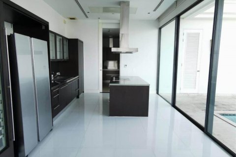Condo à Watthana, Bangkok, Thaïlande, 3 chambres  № 123613 - photo 1