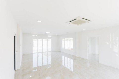 House in Chiang Rai, Thailand 4 bedrooms № 115869 - photo 9