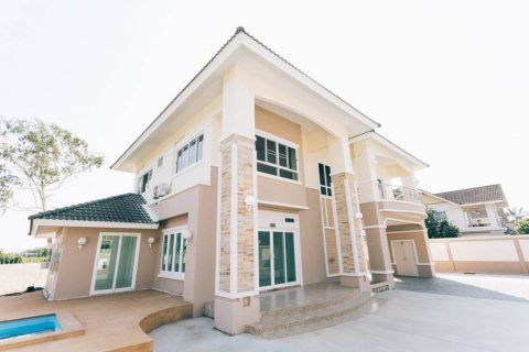 House in Chiang Rai, Thailand 4 bedrooms № 115869 - photo 4