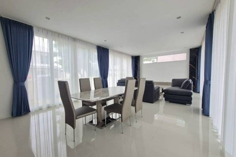 Villa à Pattaya, Thaïlande 5 chambres № 141786 - photo 5