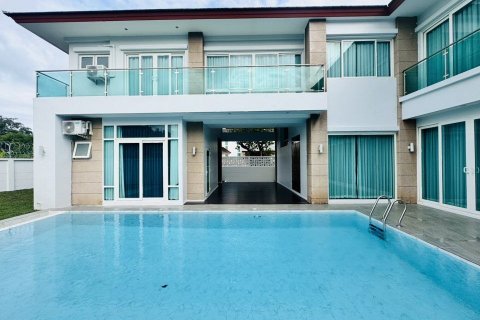 Villa à Pattaya, Thaïlande 5 chambres № 141786 - photo 8