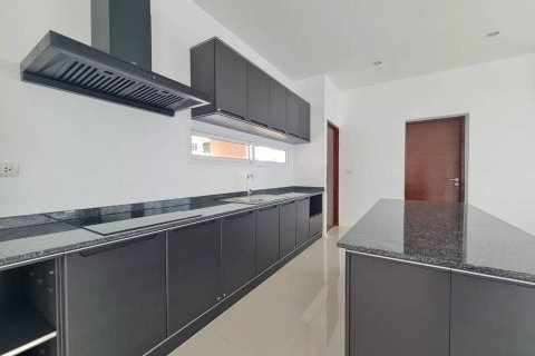 Villa à Pattaya, Thaïlande 5 chambres № 141786 - photo 7