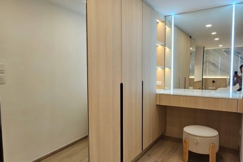 Студия в кондо в Клонг Тоэй, Бангкок, Таиланд № 141938 - фото 3