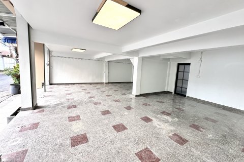 Коммерческая недвижимость в Сарабури, Таиланд  № 141940 - фото 6