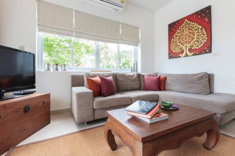 Villa in Surat Thani, Thailand 3 bedrooms № 126036 - photo 6