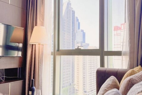 Кондоминиум с 1 спальней в Бангкоке, Таиланд № 126035 - фото 1