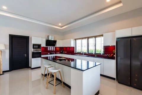 Villa in Hua Hin, Thailand 3 bedrooms № 101975 - photo 6