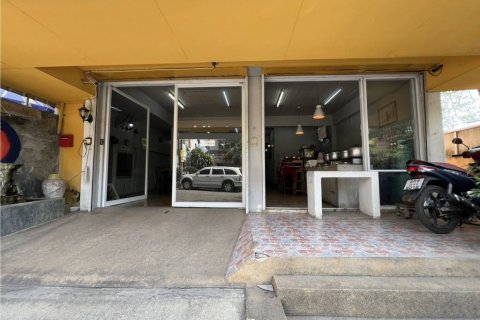 Коммерческая недвижимость в Чианграе, Таиланд 333м2  № 85873 - фото 3