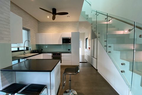 House in Hua Hin, Thailand 4 bedrooms № 125596 - photo 13