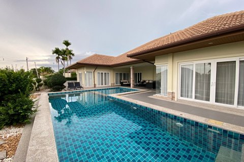 House in Hua Hin, Thailand 3 bedrooms № 125595 - photo 3