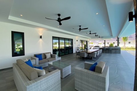 House in Hua Hin, Thailand 4 bedrooms № 125173 - photo 7