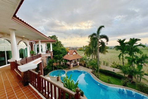 Студия в Банг Ламунг, Таиланд № 100173 - фото 3