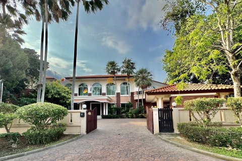 Студия в Банг Ламунг, Таиланд № 100173 - фото 2