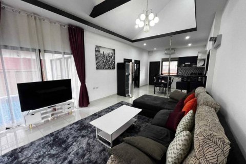 Дом в Паттайе, Таиланд с 3 спальнями  № 132839 - фото 1