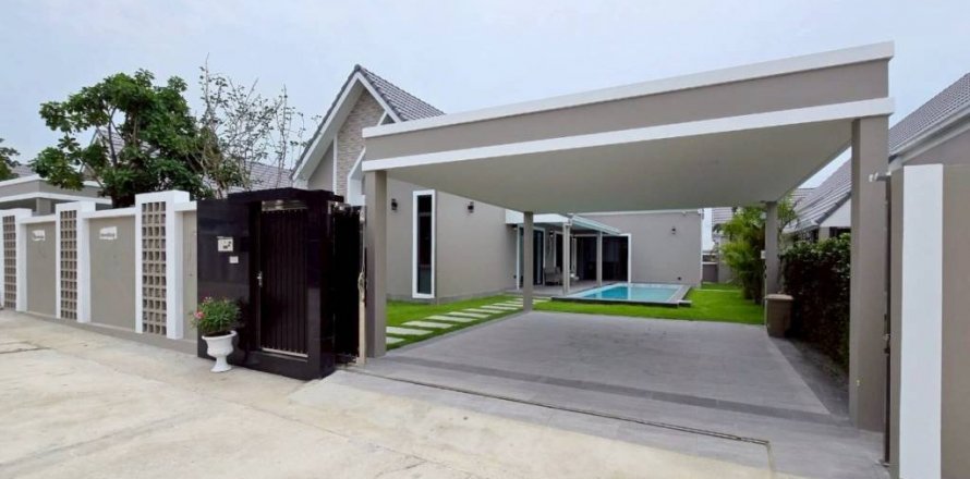 Villa in Bang Lamung, Thailand 3 bedrooms № 132841