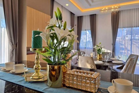 Villa in Bang Lamung, Thailand 3 bedrooms № 132842 - photo 6