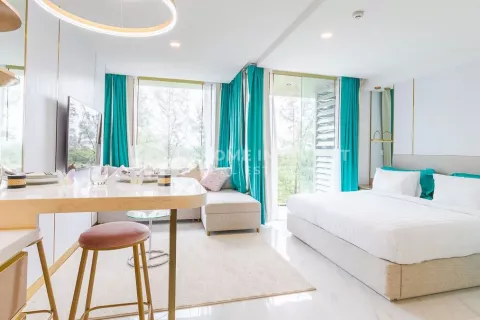 Студия в кондо в Банг Тао, Таиланд № 131048 - фото 1