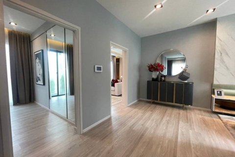 House in Bang Kaeo, Thailand 4 bedrooms № 104774 - photo 8