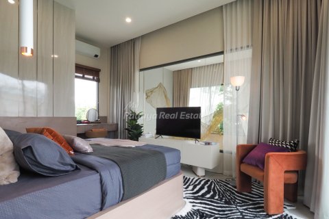 House in Pattaya, Thailand 4 bedrooms № 105062 - photo 13